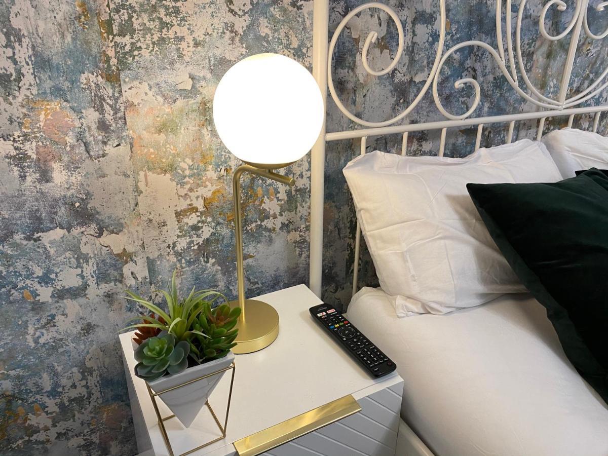 Luxe Place - Netflix & Workspace For 6 Birmingham Zewnętrze zdjęcie