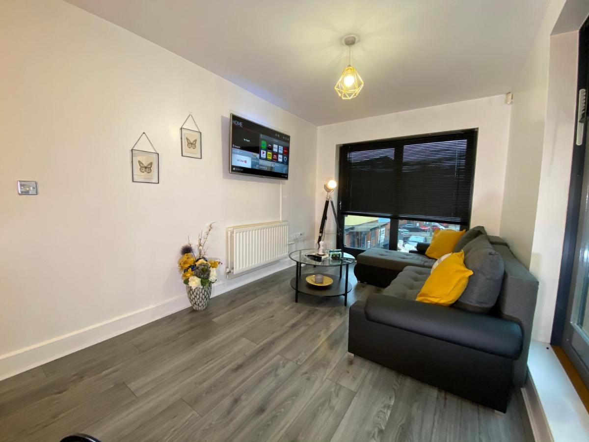 Luxe Place - Netflix & Workspace For 6 Birmingham Zewnętrze zdjęcie